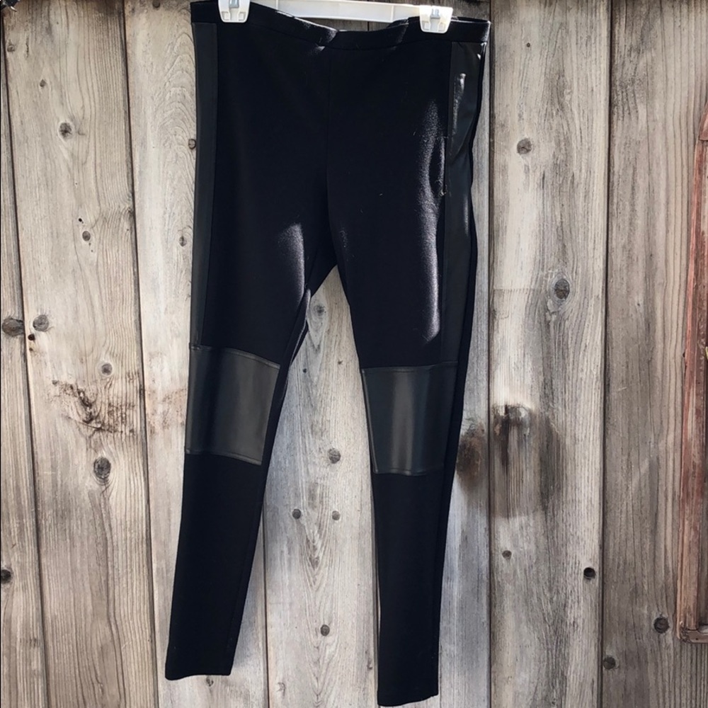 Black leggings